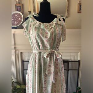 Her Universe || Disney Aristocats Marie Sun Dress (2X)